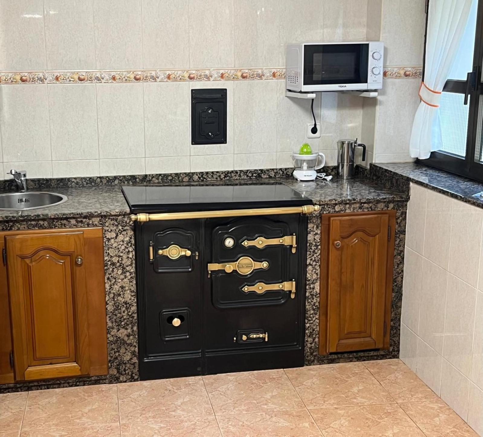 Apartamentos Rurales Los Villares Colunga Ngoại thất bức ảnh